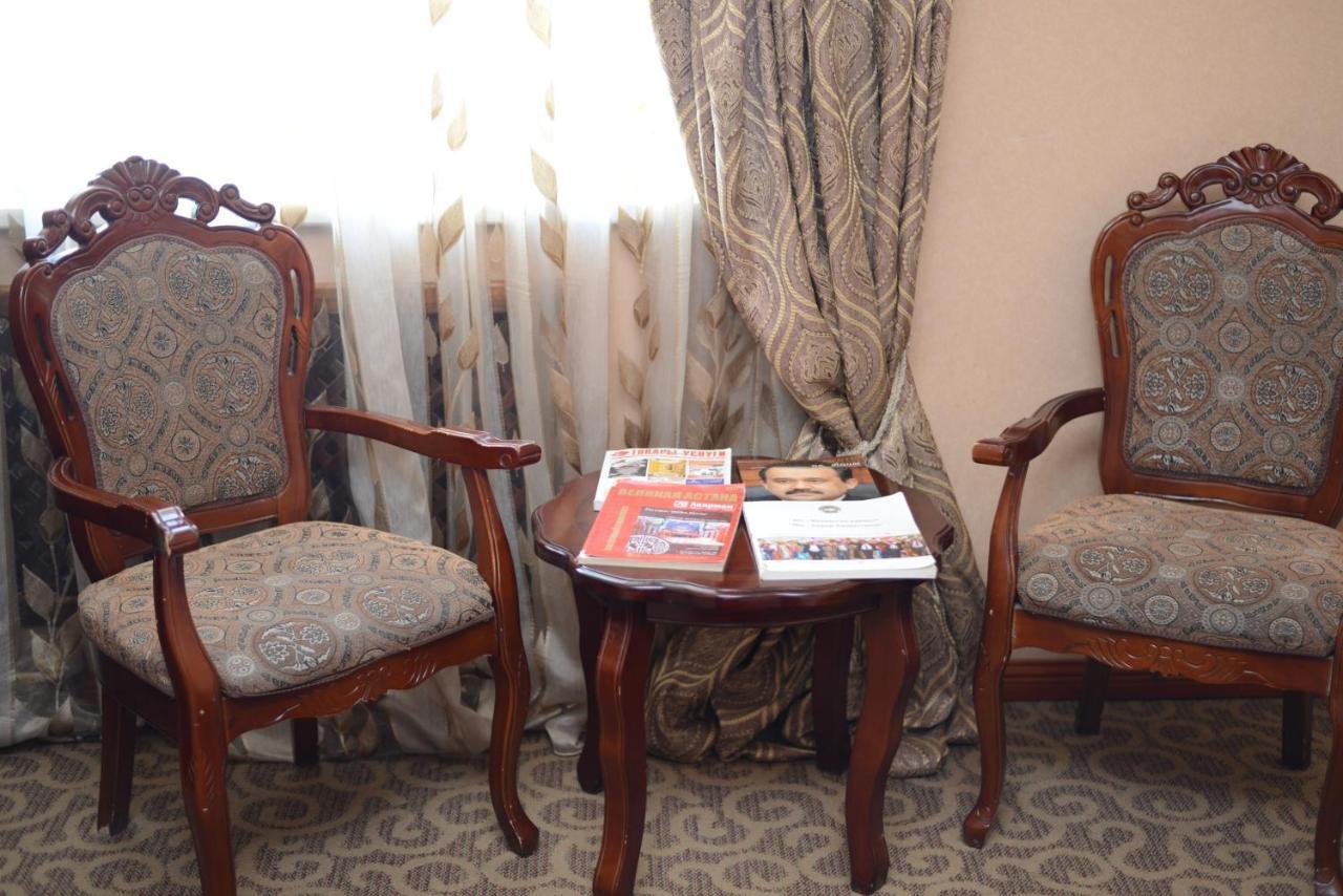Bozok Hotel Astana Eksteriør billede