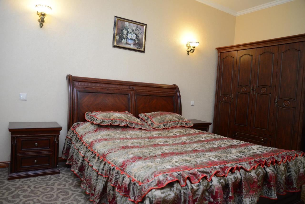 Bozok Hotel Astana Eksteriør billede